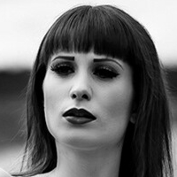 Лиа Ювел Голая