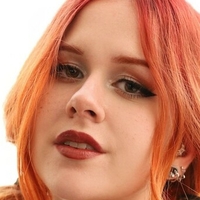 Лил Маргот Голая