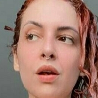 Лилквтив Голая