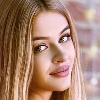 лов_бри Голая