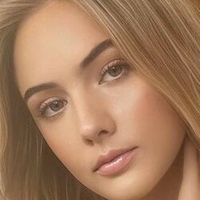 Люсьен Лоррейн Голая