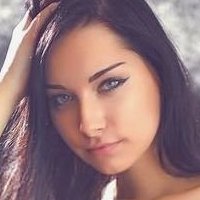 Люси Беккер Голая