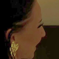 Макоестелле Голая