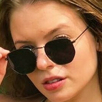 Мариана Пиньятти Голая