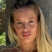 Марту Армонико Голая