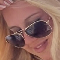 Мейви Ноэлл Голая