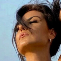 Мкпахарес Голая