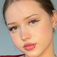 Миа Милкерс Голая