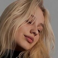 Миа Софи Голая