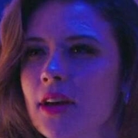 Миа Томлинсон Голая