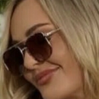 Майка Луссье Голая