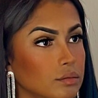 Мирела Роше Голая