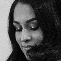 Никки Бри Голая