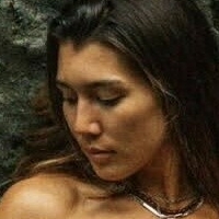 Нина Пирола Голая