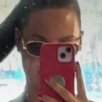 Осеан Доден Голая