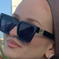 Озлем Ылзз Голая