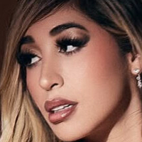 Куин Буэнростро Голая