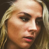 куинбич Голая