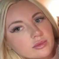 Рэндили Голая