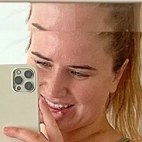 рубисрозес Голая