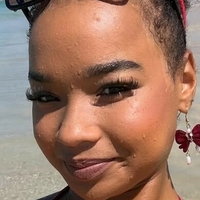 Самускляйнвелт Голая