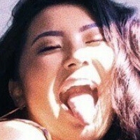 Сара Ким Голая