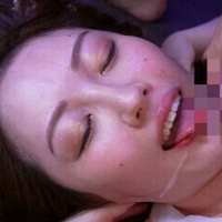 Саюри Хаяма Голая