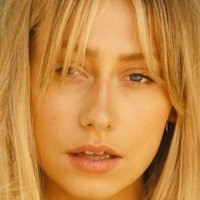 Шеннон Баркер Голая