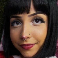 Скайл Черри Голая