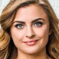 Стефани Симбари Голая