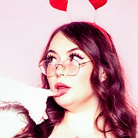 Саммер Роберт Голая