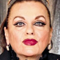 Сюзанна Видль Голая