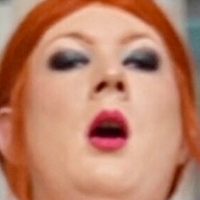 Райли Джей Голая