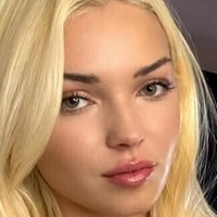 TheGodNaomii Голая