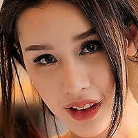 Випави Прасонгсук Голая