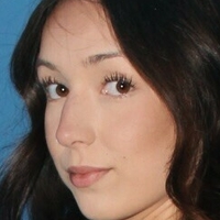 Женщины в джинсовой одежде Голая