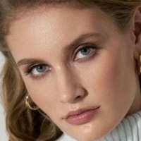 Яна Петрова Голая