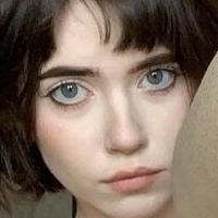 Твоя маленькая кукла Голая