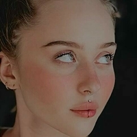 зклечя Голая